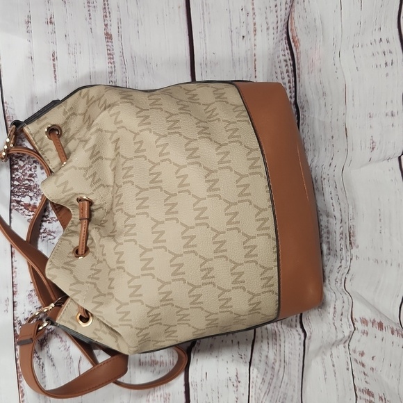 NWT Jones New York monogram hobo bag - Picture 3 of 14